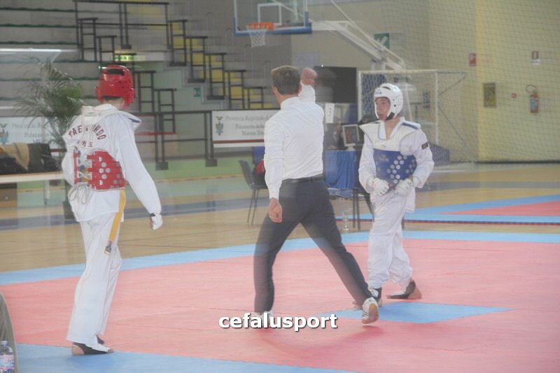 120212 Teakwondo 032_tn.jpg
